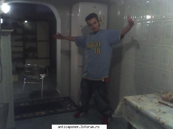 COMBINATZI !! - Cumpar tzoale largi..... kre are sms sau sa ma - combinatzi !!!