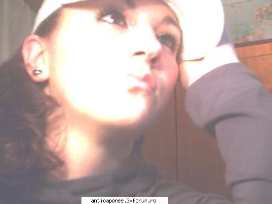 Discutzi libere - cumnatzele........RESPECT 4 u and my sis - Anti caponee